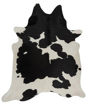 Load image into Gallery viewer, Exquisite Natural Cow Hide Black White