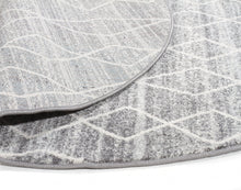 Load image into Gallery viewer, Evoke Remy Silver Transitional Round Rug
