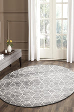 Load image into Gallery viewer, Evoke Remy Silver Transitional Round Rug