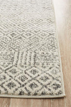Load image into Gallery viewer, Evoke Diamond Grey Transitional Rug