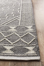 Load image into Gallery viewer, Hudson 802 Grey Rug