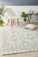 Load image into Gallery viewer, Salena Rug Ivory
