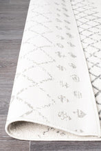 Load image into Gallery viewer, Oasis Selma White Grey Tribal Runner Rug