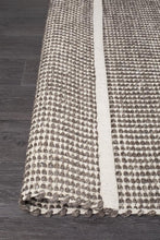 Load image into Gallery viewer, Skandinavian 300 Brown Rug