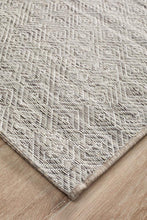 Load image into Gallery viewer, Rug Culture Terrace 5500 Natural Runner Rug