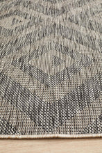 Load image into Gallery viewer, Rug Culture Terrace 5504 Black