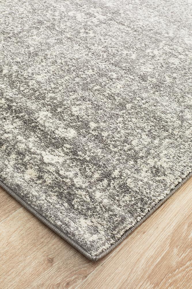 Evoke Pidgeon Grey Transitional Runner Rug