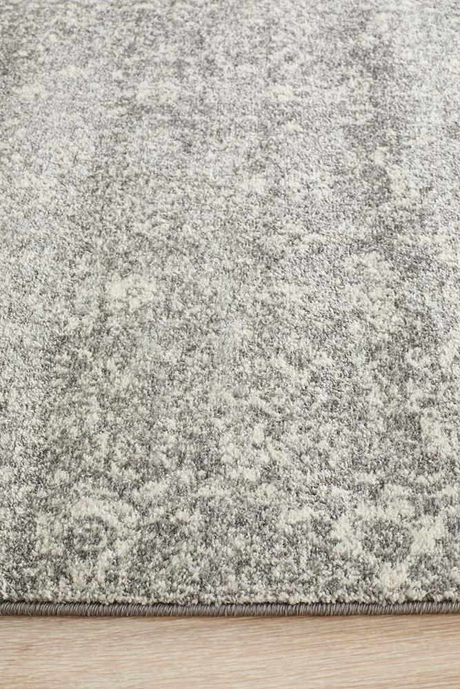 Evoke Pidgeon Grey Transitional Runner Rug