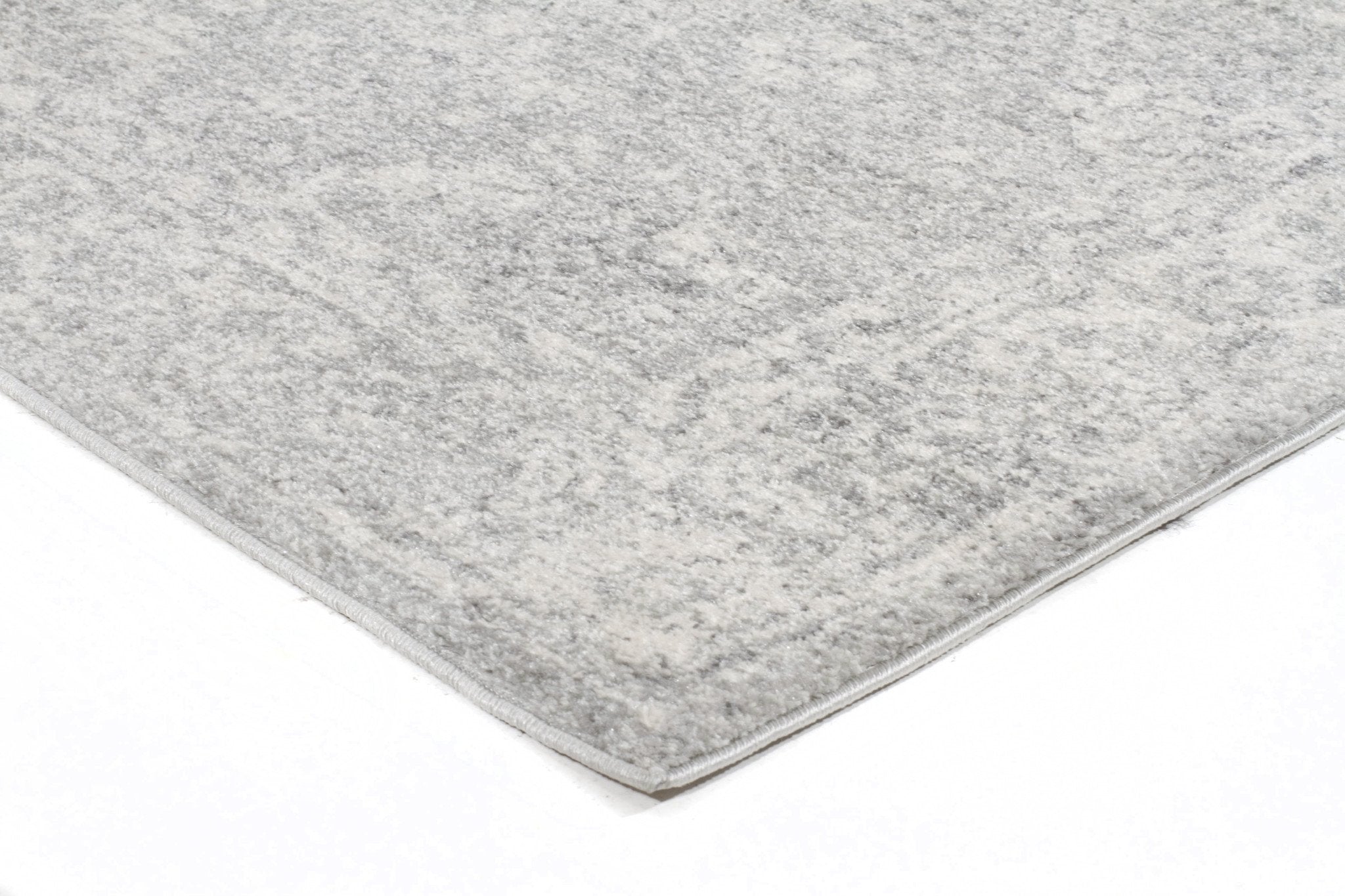 Evoke Shine Silver Transitional Rug
