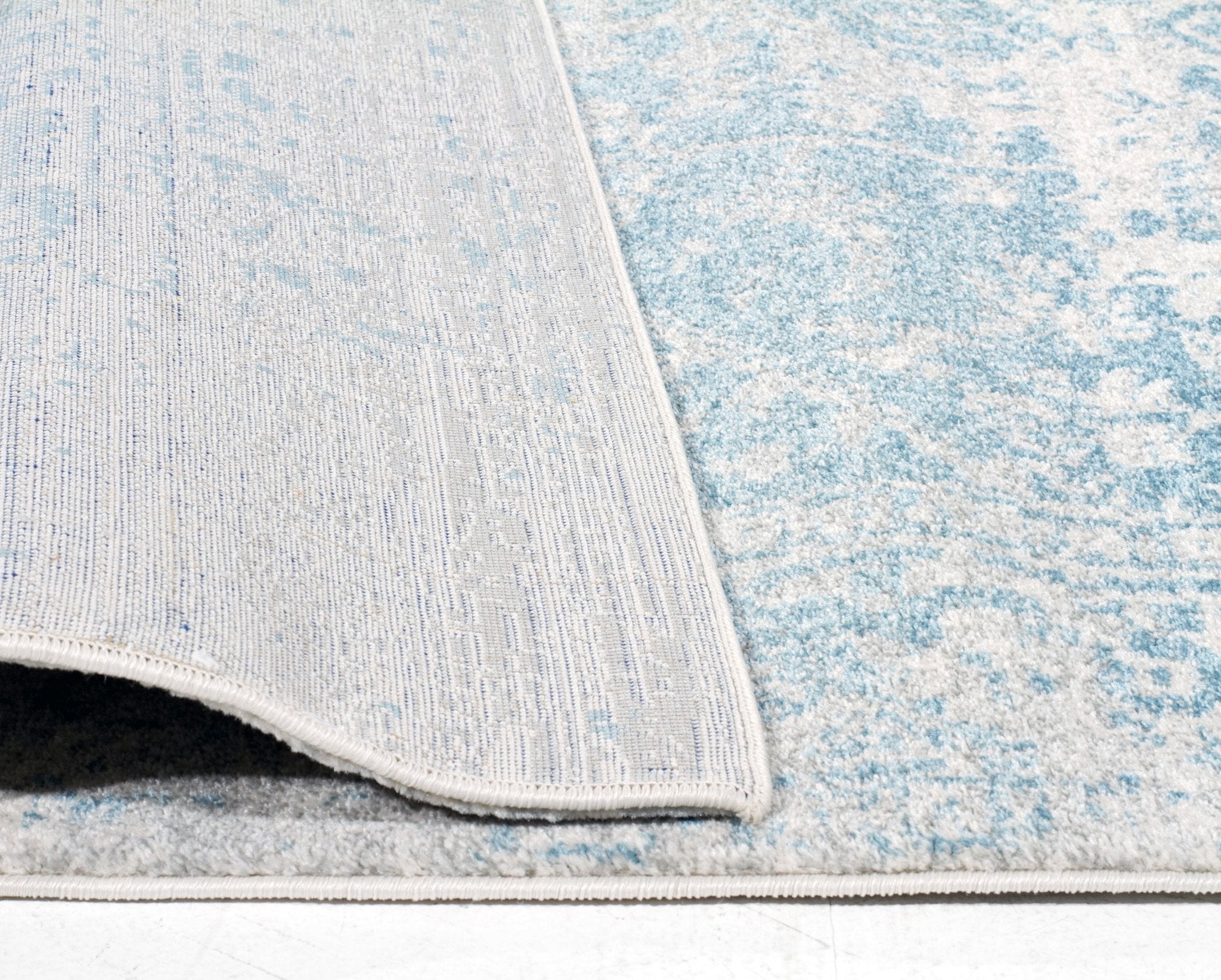 Evoke Glacier White Blue Transitional Rug