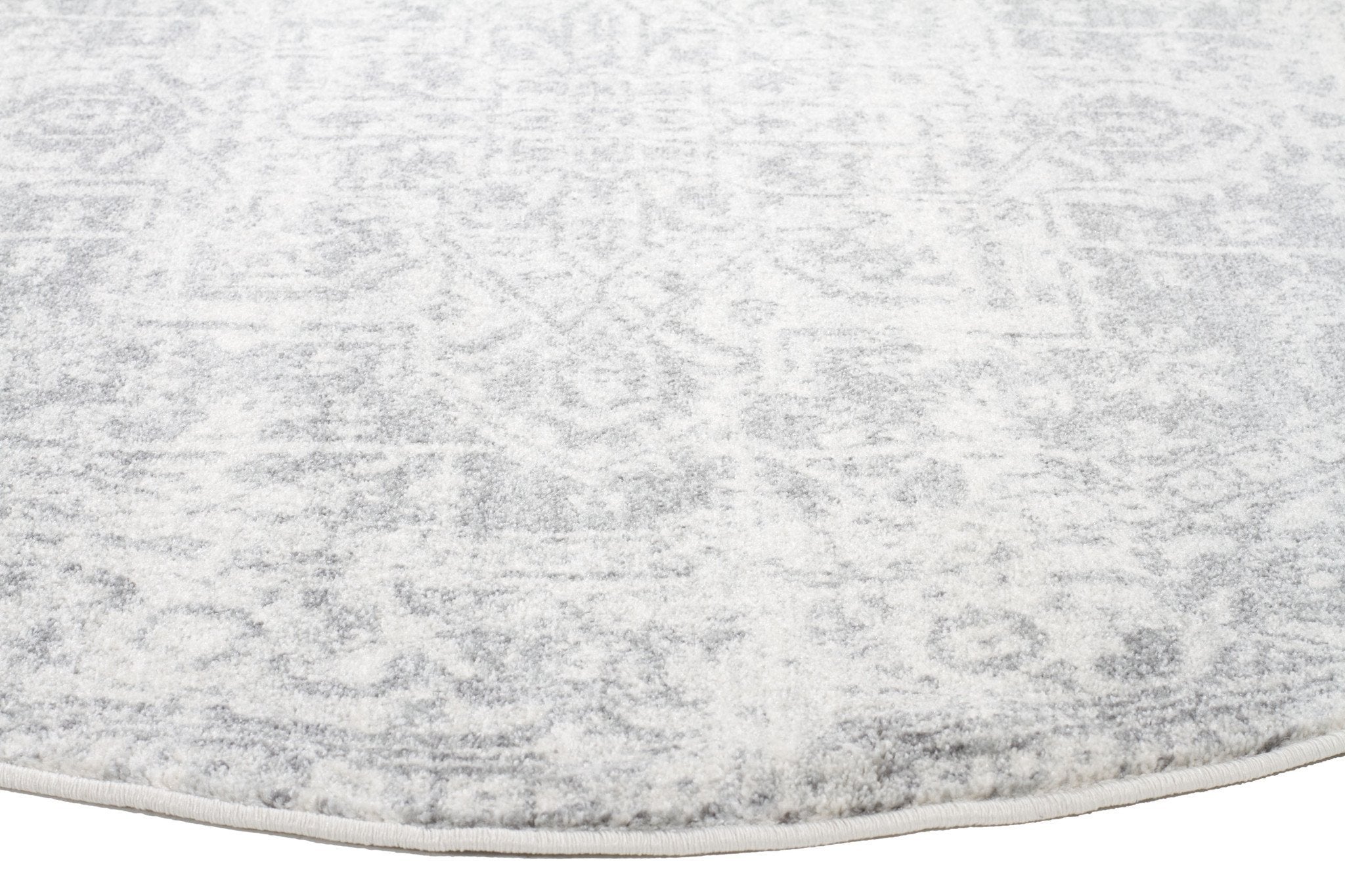 Evoke Dream White Silver Transitional Round Rug