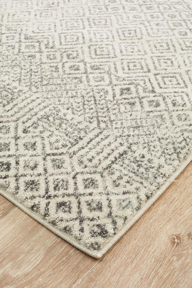Evoke Diamond Grey Transitional Rug