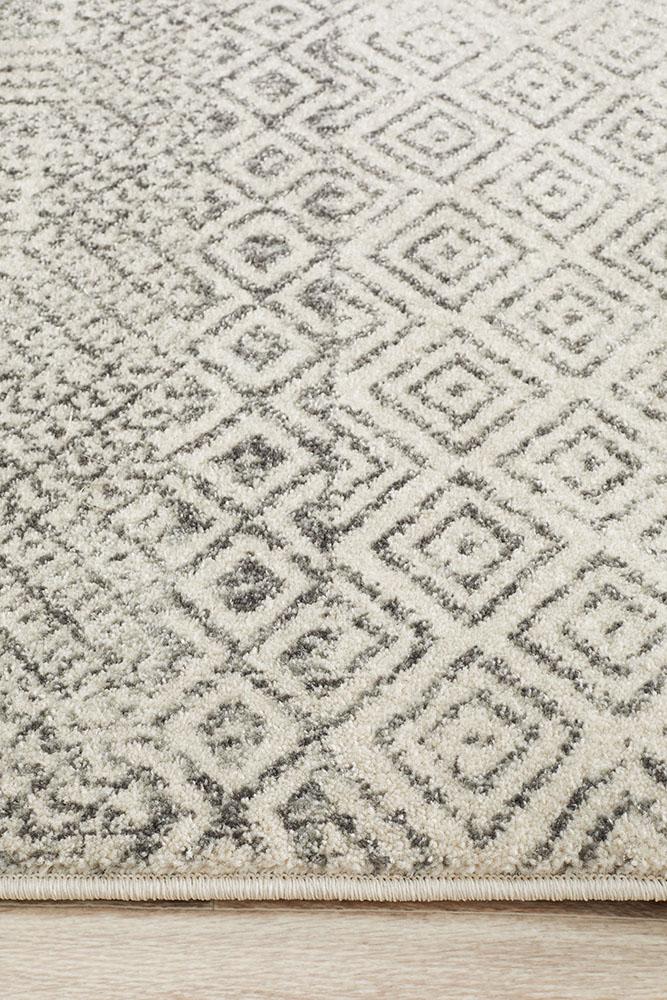 Evoke Diamond Grey Transitional Rug