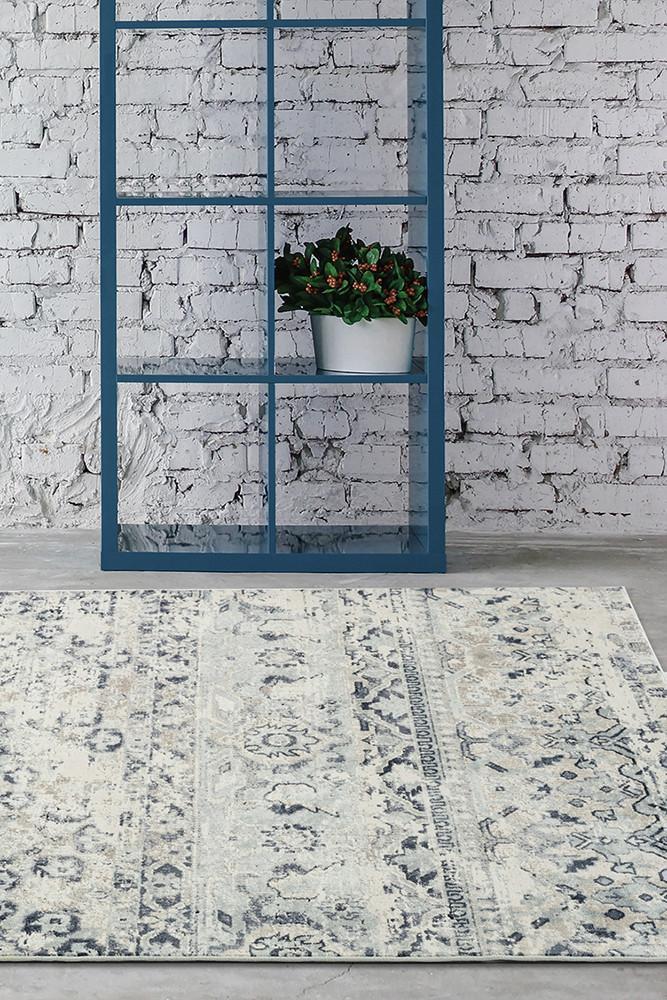 Providence Esquire Segments Traditional Blue Rug