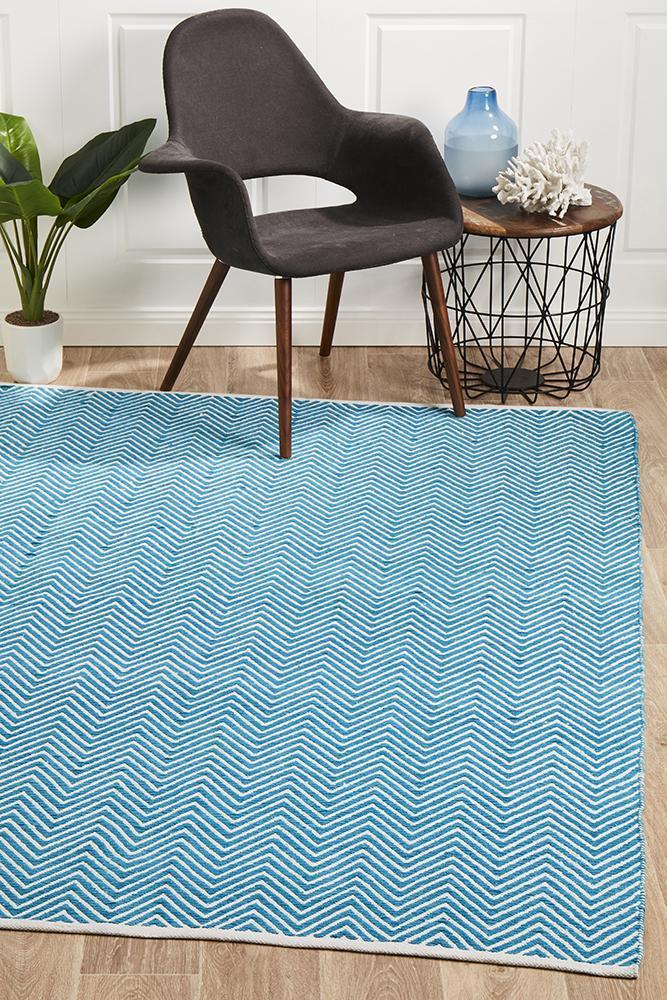 Spirit Chevron Turquoise Rug
